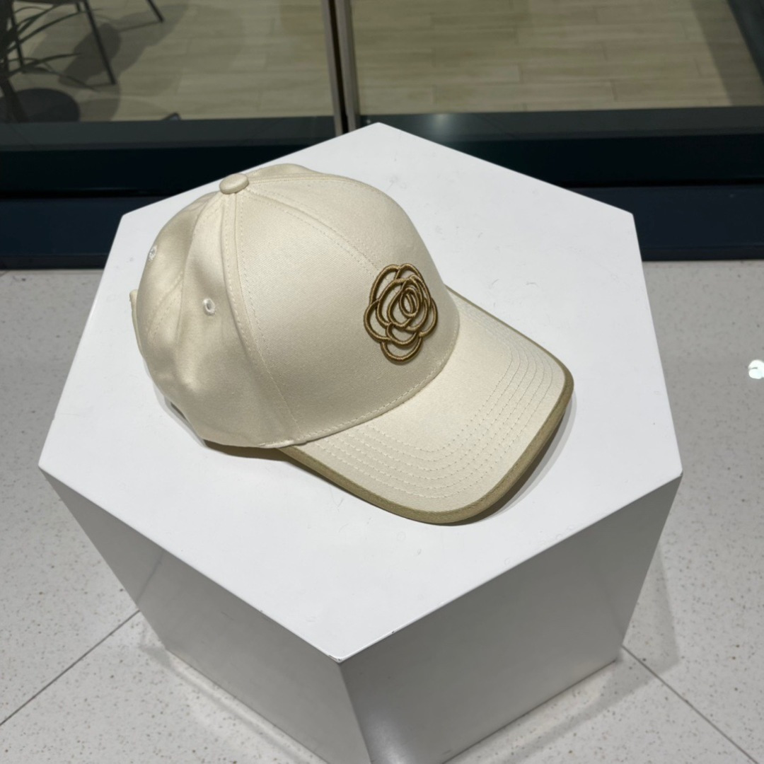  Chanel香奈儿新款棒球帽，夏款鸭舌帽，网状风格独特设计，单色 头围57cm