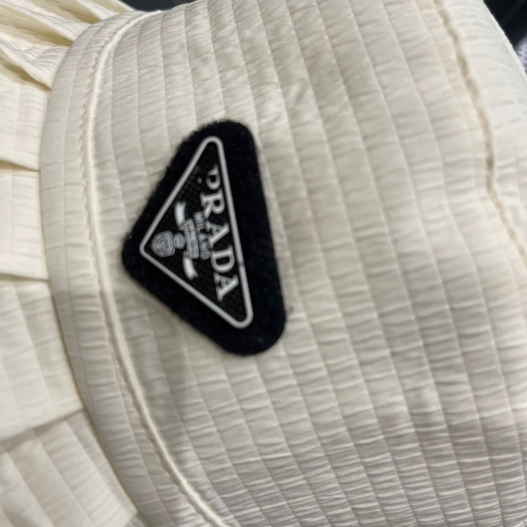 【普拉达】2025春夏新款渔夫帽，新款出货，大牌款超好搭配，赶紧入手！出行必备