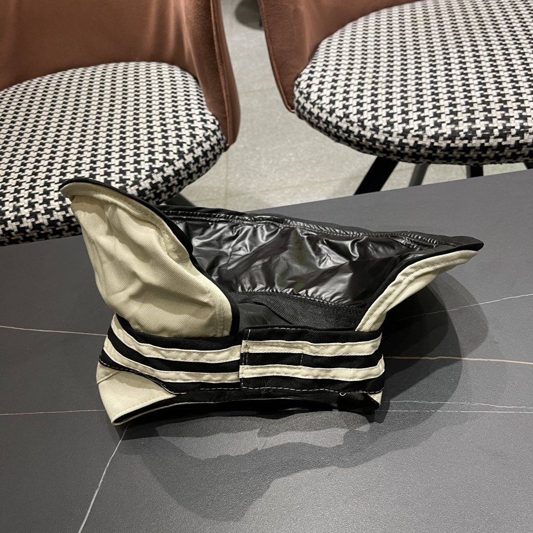  蒙口Moncler日本黑胶防晒帽子女夏季防紫外线大
帽檐可折叠遮阳渔夫帽 