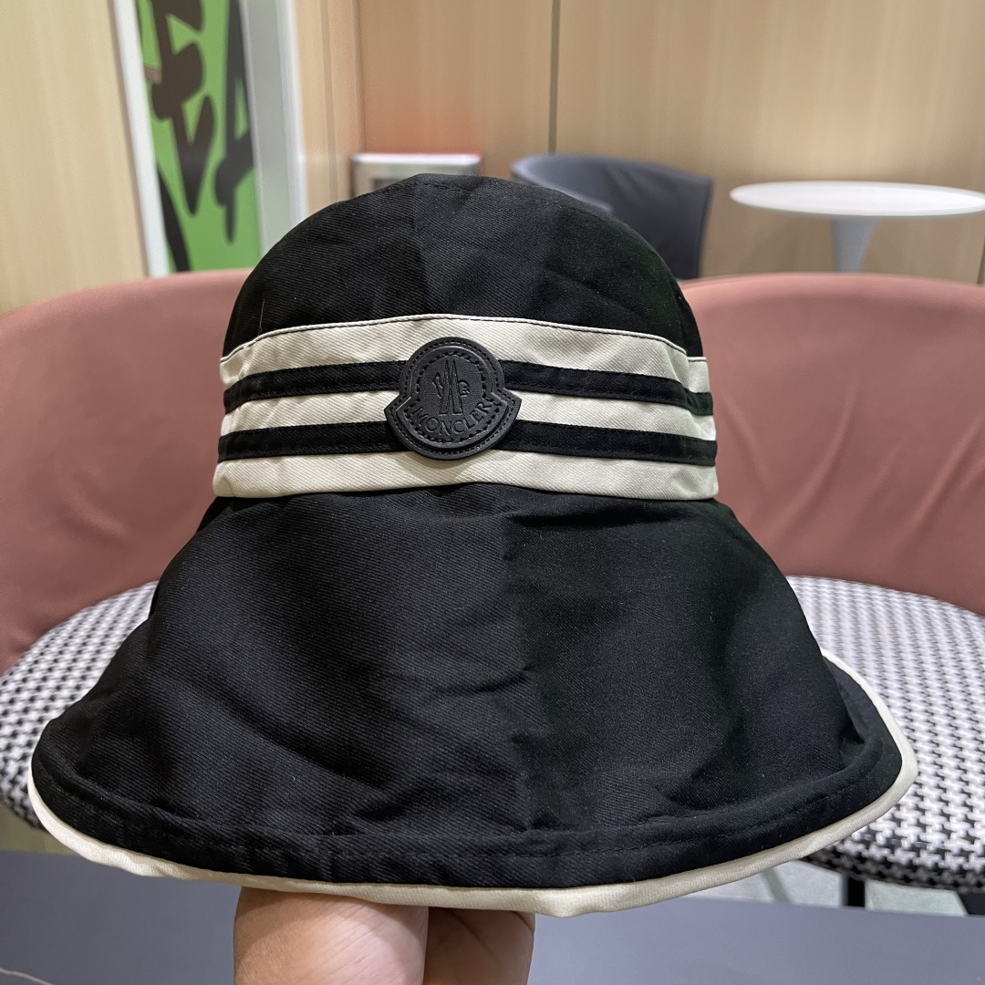  蒙口Moncler日本黑胶防晒帽子女夏季防紫外线大
帽檐可折叠遮阳渔夫帽 