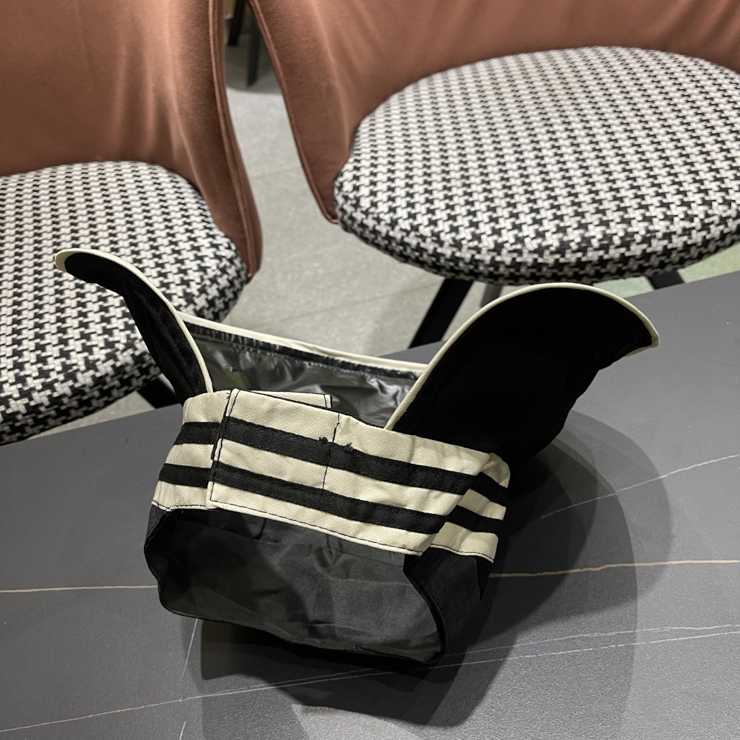  蒙口Moncler日本黑胶防晒帽子女夏季防紫外线大
帽檐可折叠遮阳渔夫帽 