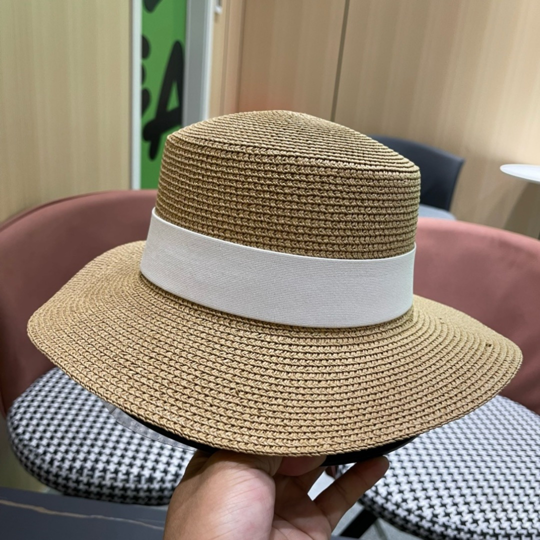 【CELINE赛琳】2025新款大牌简约草帽  夏天海边首选～材质升级手工定制，质感满分