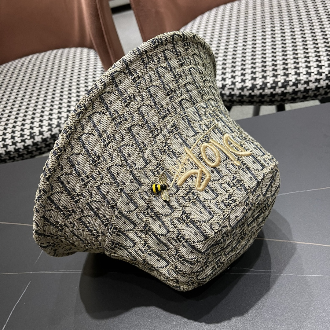  迪奥DIor夏季印花大檐渔夫帽经典老花字母千鸟格窄檐遮阳帽