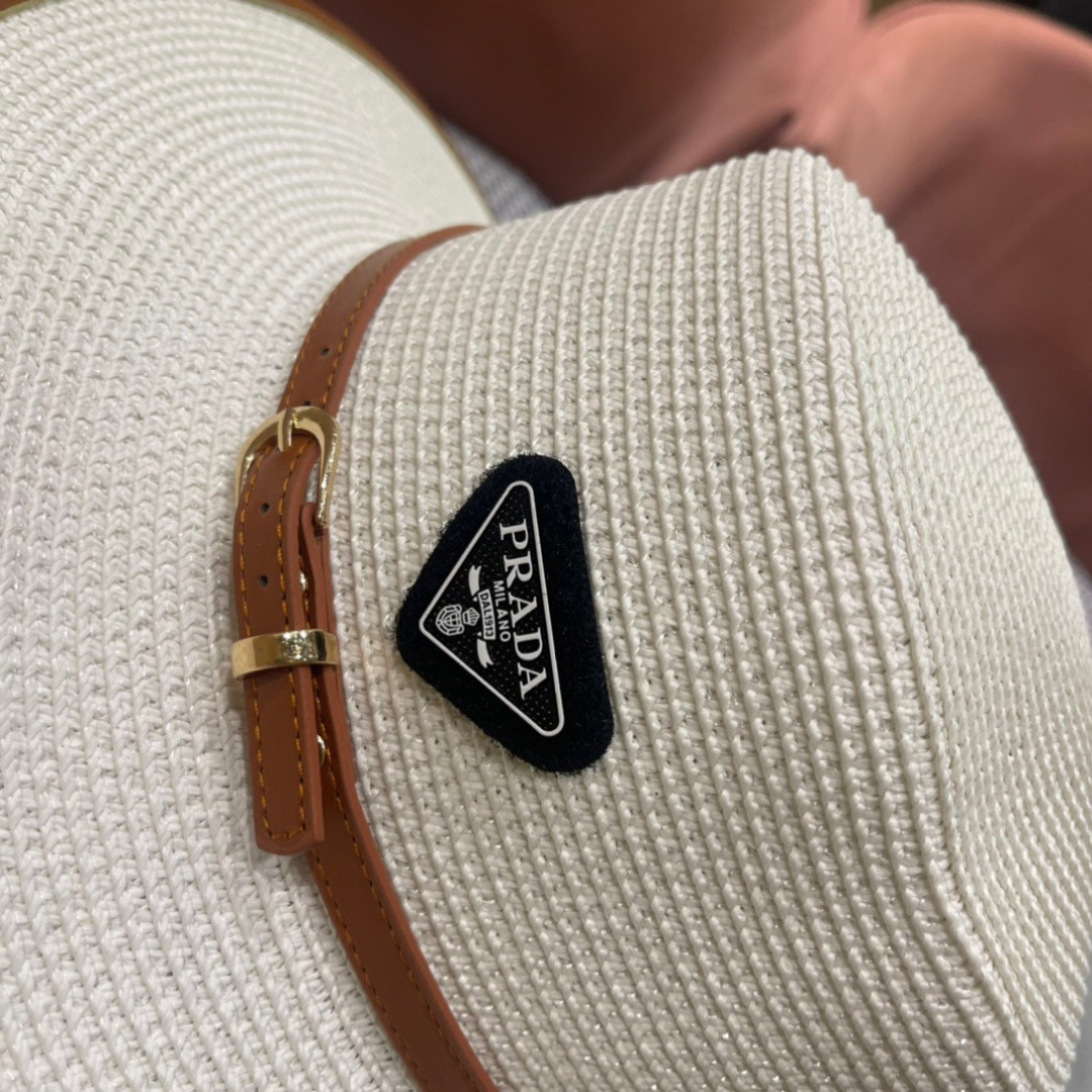 普拉达PRADA 2025新款平顶皮包边草帽、高级定制，库存多，头围57cm