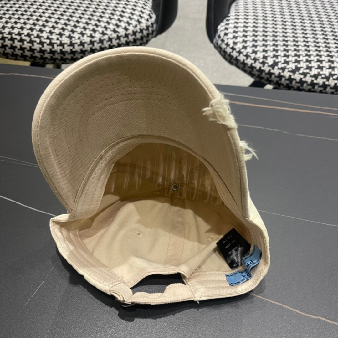 。PRADA 普拉达 2025新品棒球帽 代购版本！时尚潮流，高端做工！非一般的品质，细节看实拍哦