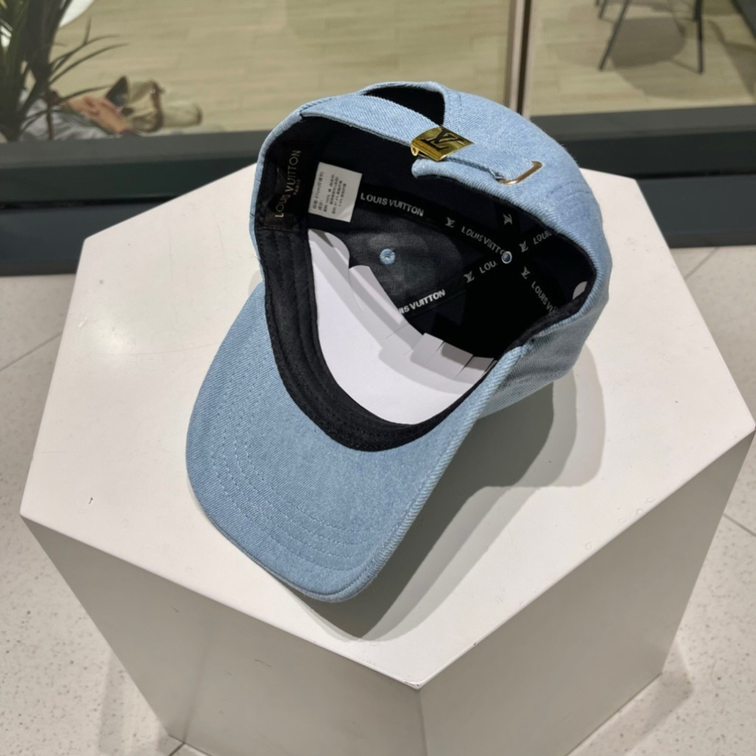  🧢路易威登棒球帽 LouisVuitton😍新款LV棒球帽，重工打造♥️完美拼接洗水牛仔，高端大气，百