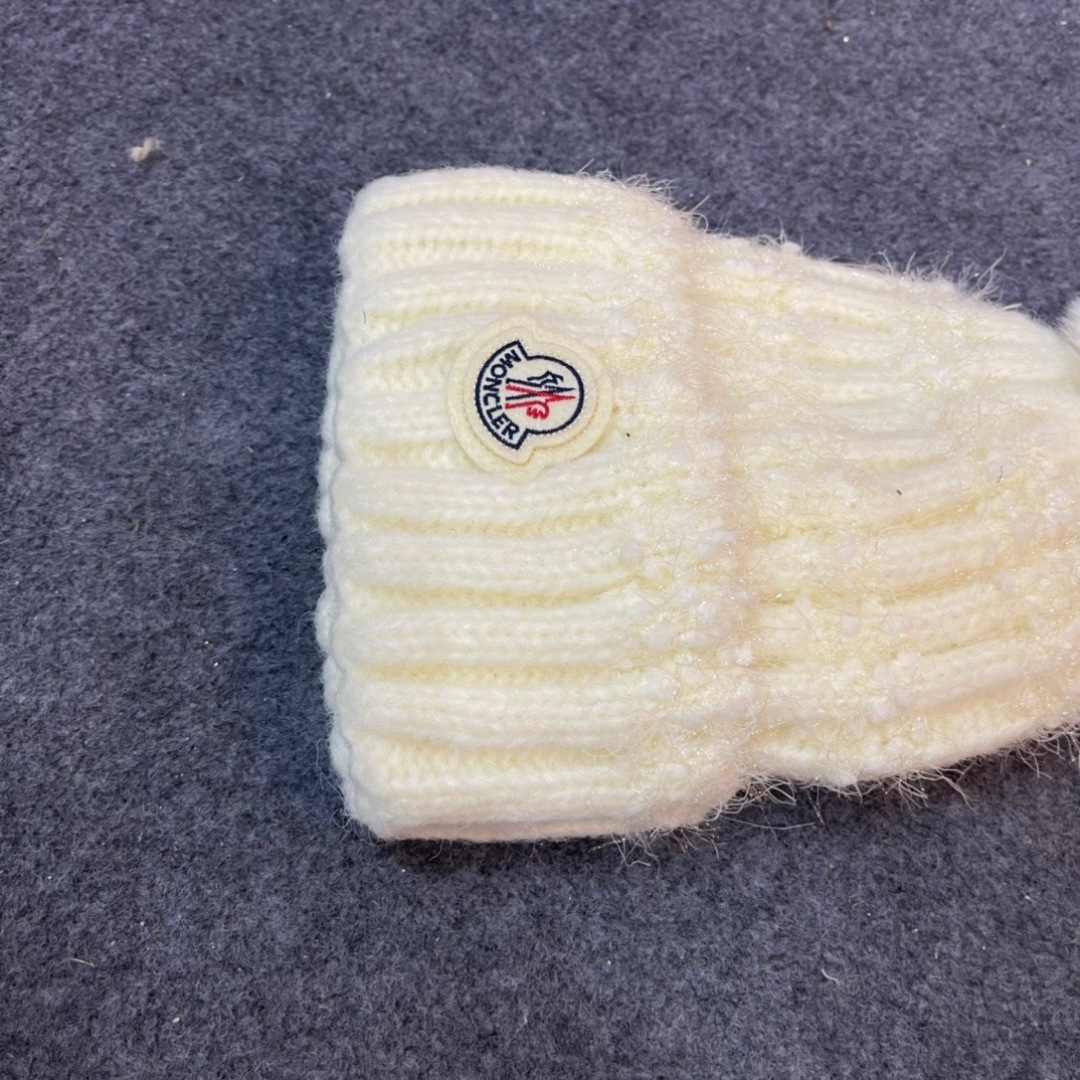 💛【MONCLER蒙口】2025秋冬新款加绒针织毛球毛线帽，保暖时尚～秋冬穿搭必备

