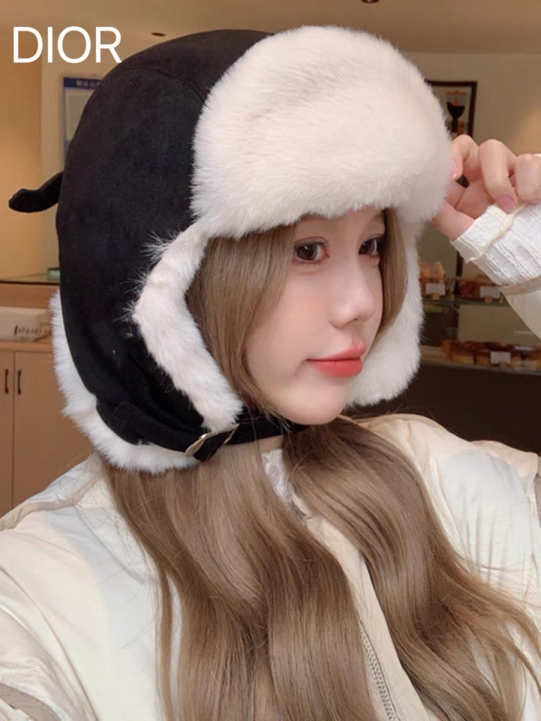  DIOR迪奥 麂皮绒加绒雷锋帽子女防风防寒东北帽百搭加厚骑行护耳帽飞行帽子