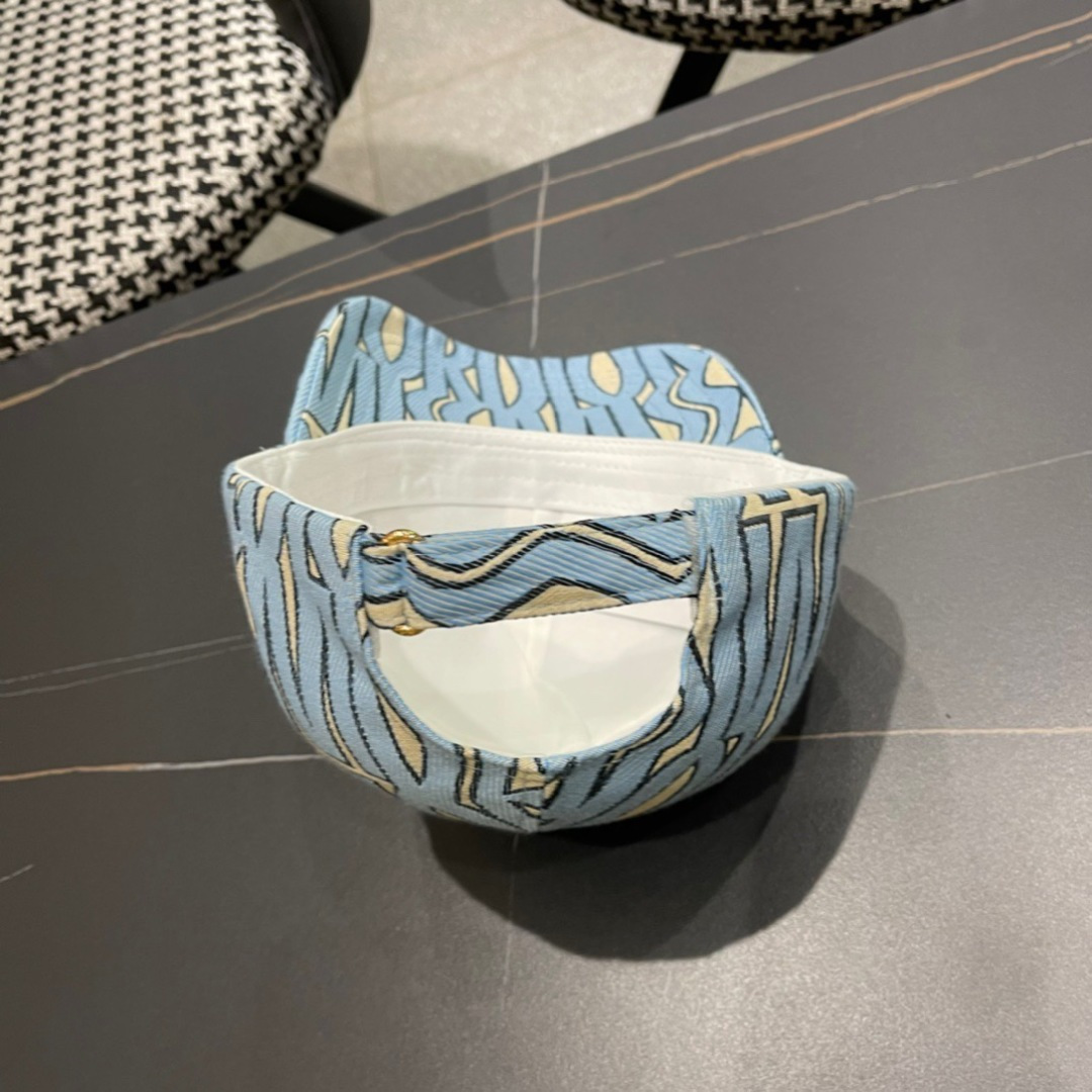  Dior 迪奥 2025新款原单棒球帽， 精致純也格调很有感觉，专柜断货热门，质量超赞