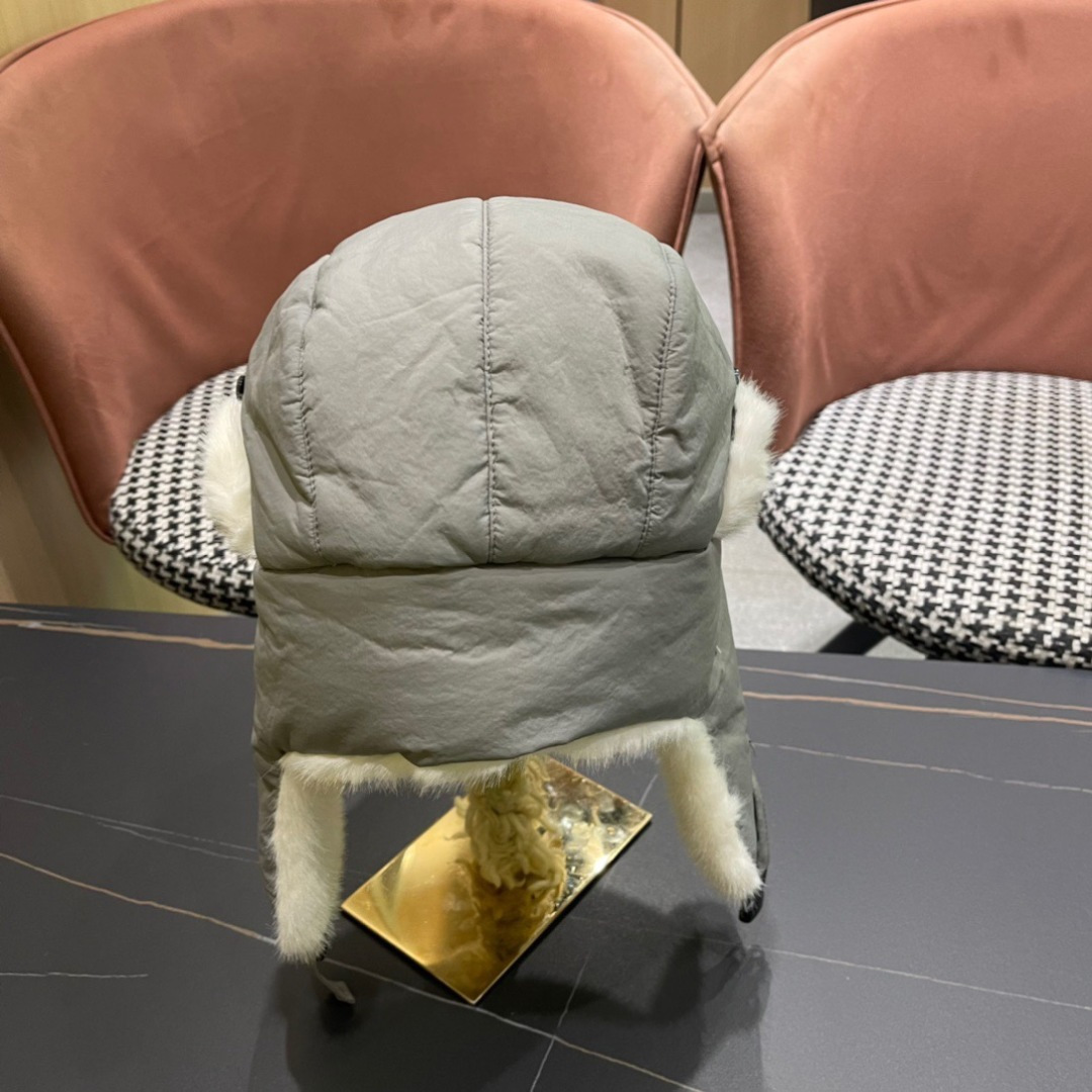  moncler蒙口新款冬加绒保暖护耳雷锋女士棉帽冬天防风寒套头帽子滑雪东北加厚骑行帽