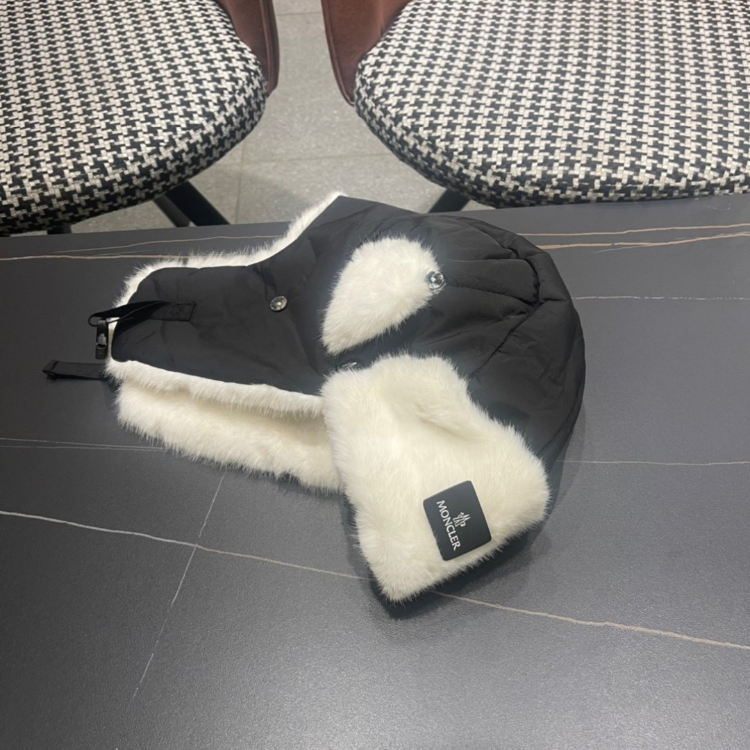  moncler蒙口新款冬加绒保暖护耳雷锋女士棉帽冬天防风寒套头帽子滑雪东北加厚骑行帽