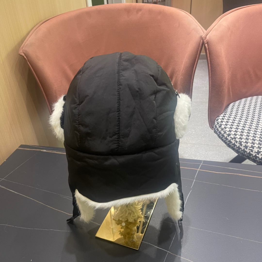  moncler蒙口新款冬加绒保暖护耳雷锋女士棉帽冬天防风寒套头帽子滑雪东北加厚骑行帽