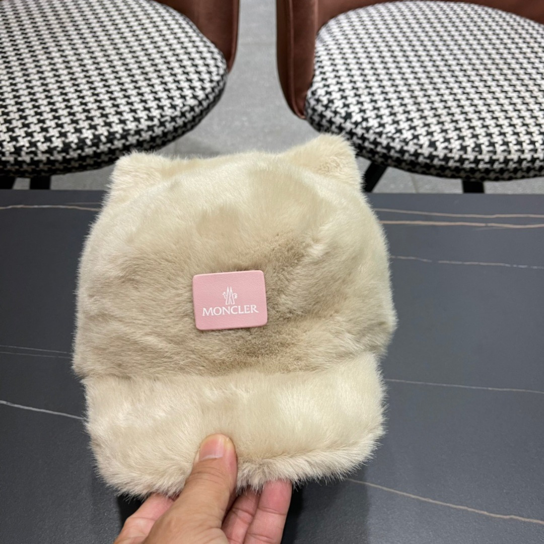 【蒙囗MONCLER】小可爱经典款，百分之70羊毛，男女同款，加厚更保暖，时尚流行🌸质感一流，秋冬保暖最