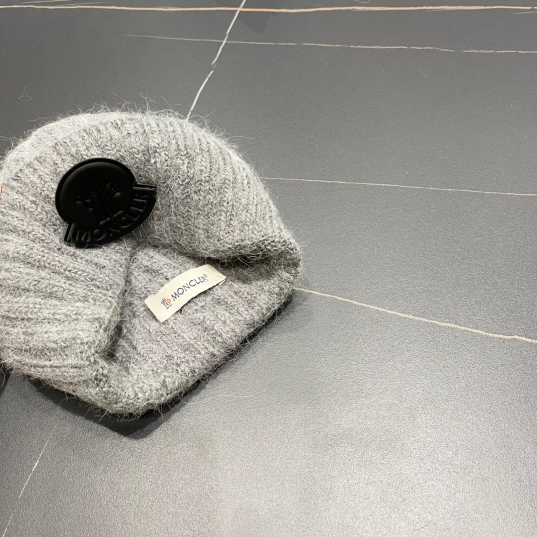 【MONCLER蒙口】2025秋冬新款兔毛韩版毛线帽，出街超好搭配！