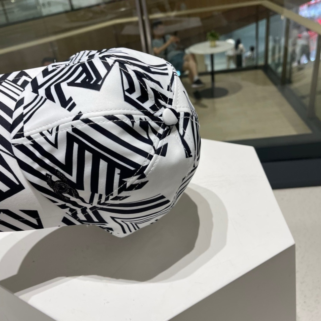  现货 Chanel香奈儿 新款新色双Clogo棒球帽鸭舌帽