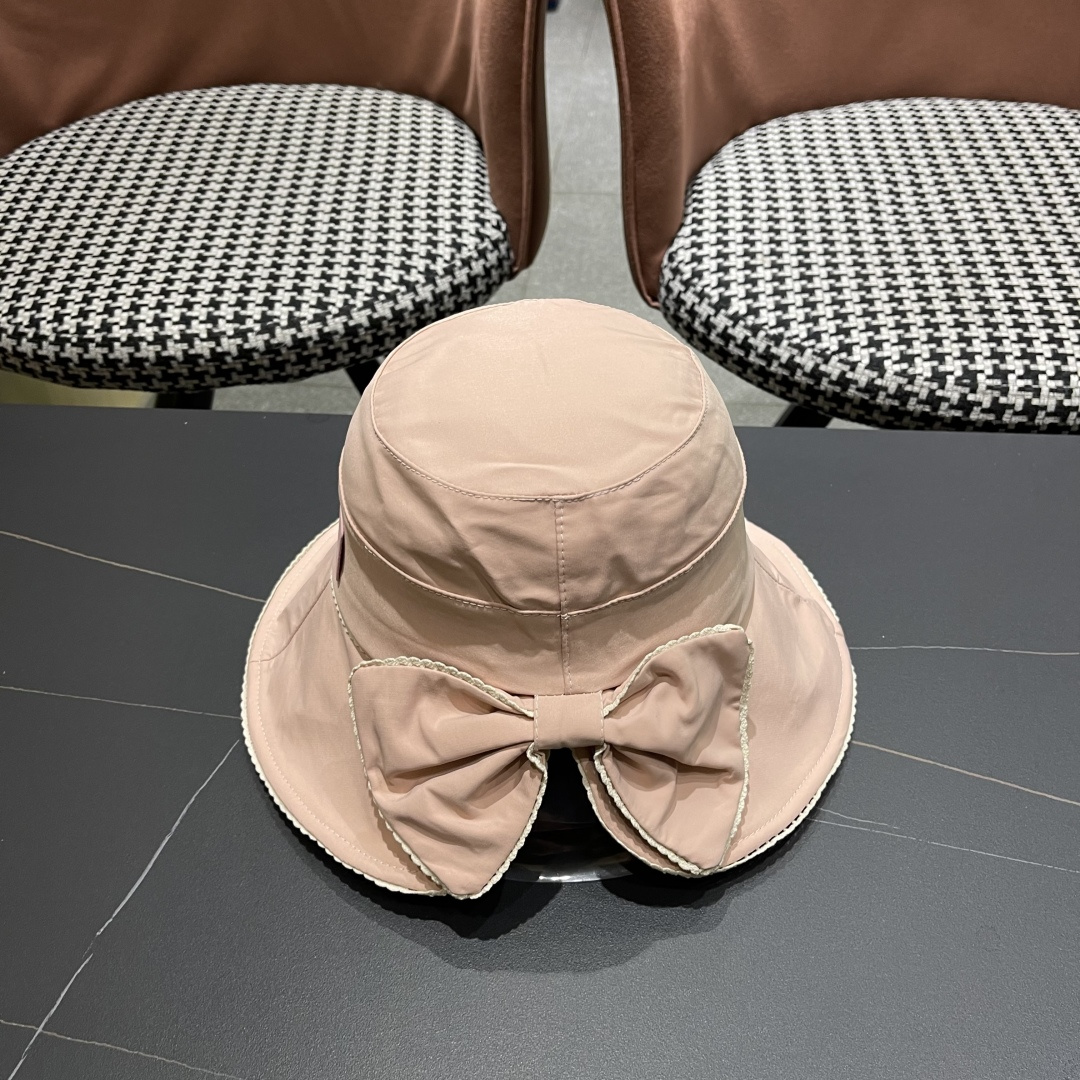  👒蒙‌口Moncler👒2025法式针织帽女春季新款蝴蝶结 时尚遮阳盆帽条纹防晒帽子水桶编织渔夫帽