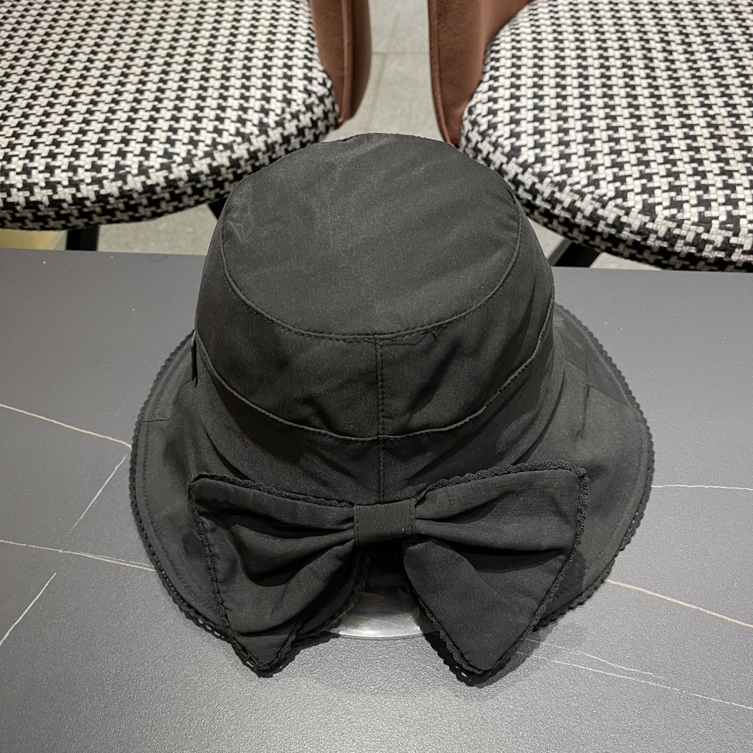  👒蒙‌口Moncler👒2025法式针织帽女春季新款蝴蝶结 时尚遮阳盆帽条纹防晒帽子水桶编织渔夫帽