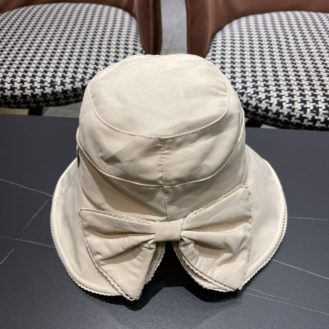  👒蒙‌口Moncler👒2025法式针织帽女春季新款蝴蝶结 时尚遮阳盆帽条纹防晒帽子水桶编织渔夫帽