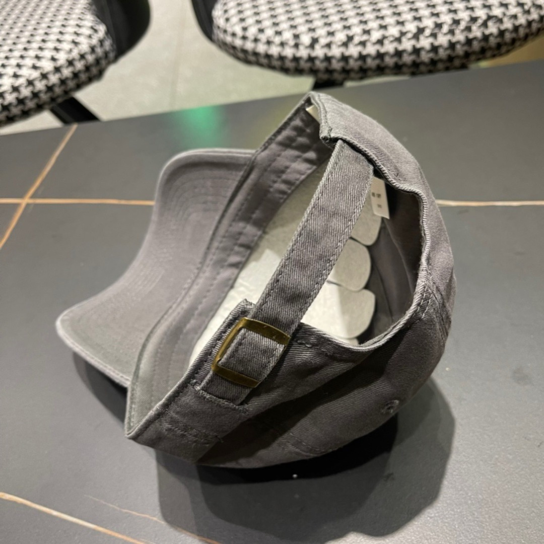 【Celine赛琳】2025早春新款棒球帽，男女通用的潮款做旧非常好搭