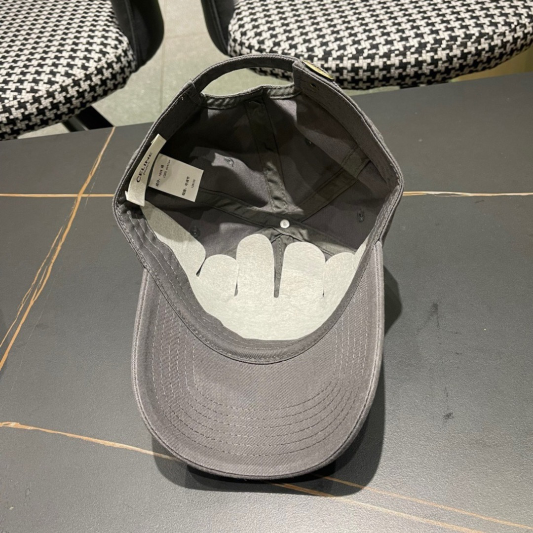 【Celine赛琳】2025早春新款棒球帽，男女通用的潮款做旧非常好搭