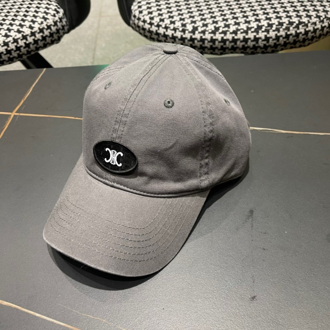 【Celine赛琳】2025早春新款棒球帽，男女通用的潮款做旧非常好搭