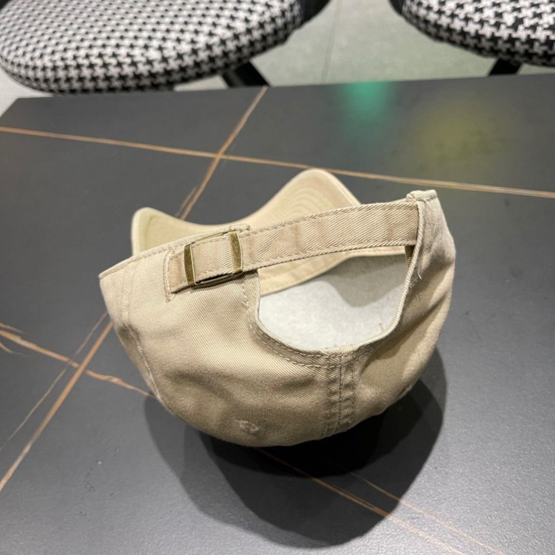 【Celine赛琳】2025早春新款棒球帽，男女通用的潮款做旧非常好搭