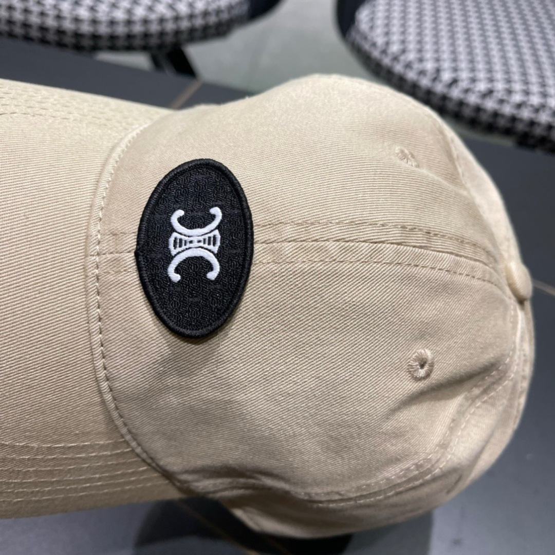 【Celine赛琳】2025早春新款棒球帽，男女通用的潮款做旧非常好搭