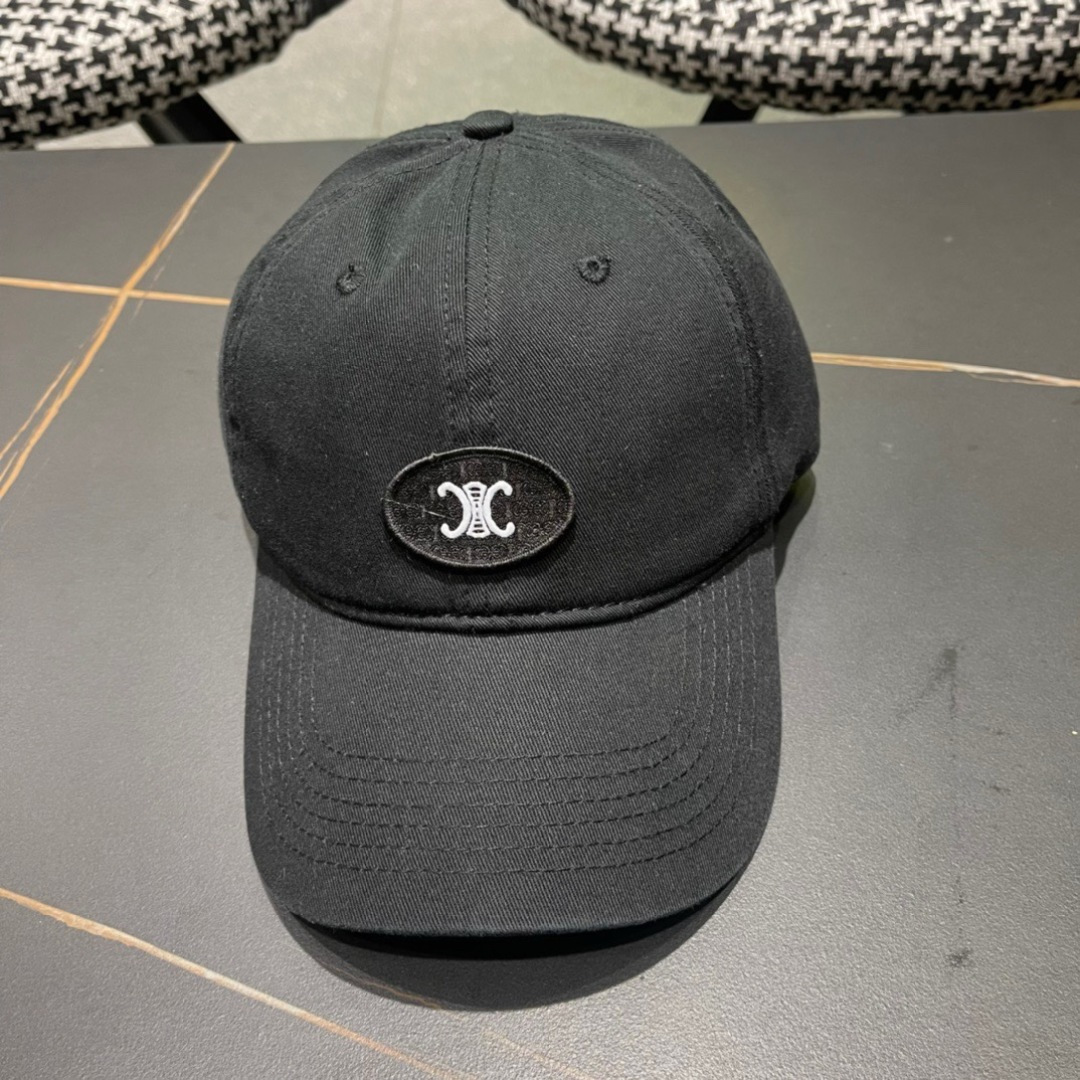 【Celine赛琳】2025早春新款棒球帽，男女通用的潮款做旧非常好搭