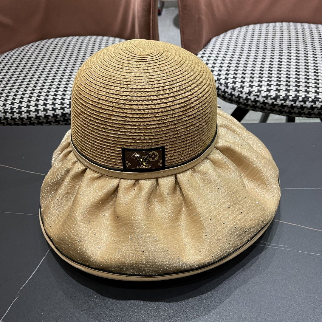  路易威登Lv 夏季大帽檐太阳帽女新款户外旅游遮阳
百搭遮脸海边沙滩防晒帽