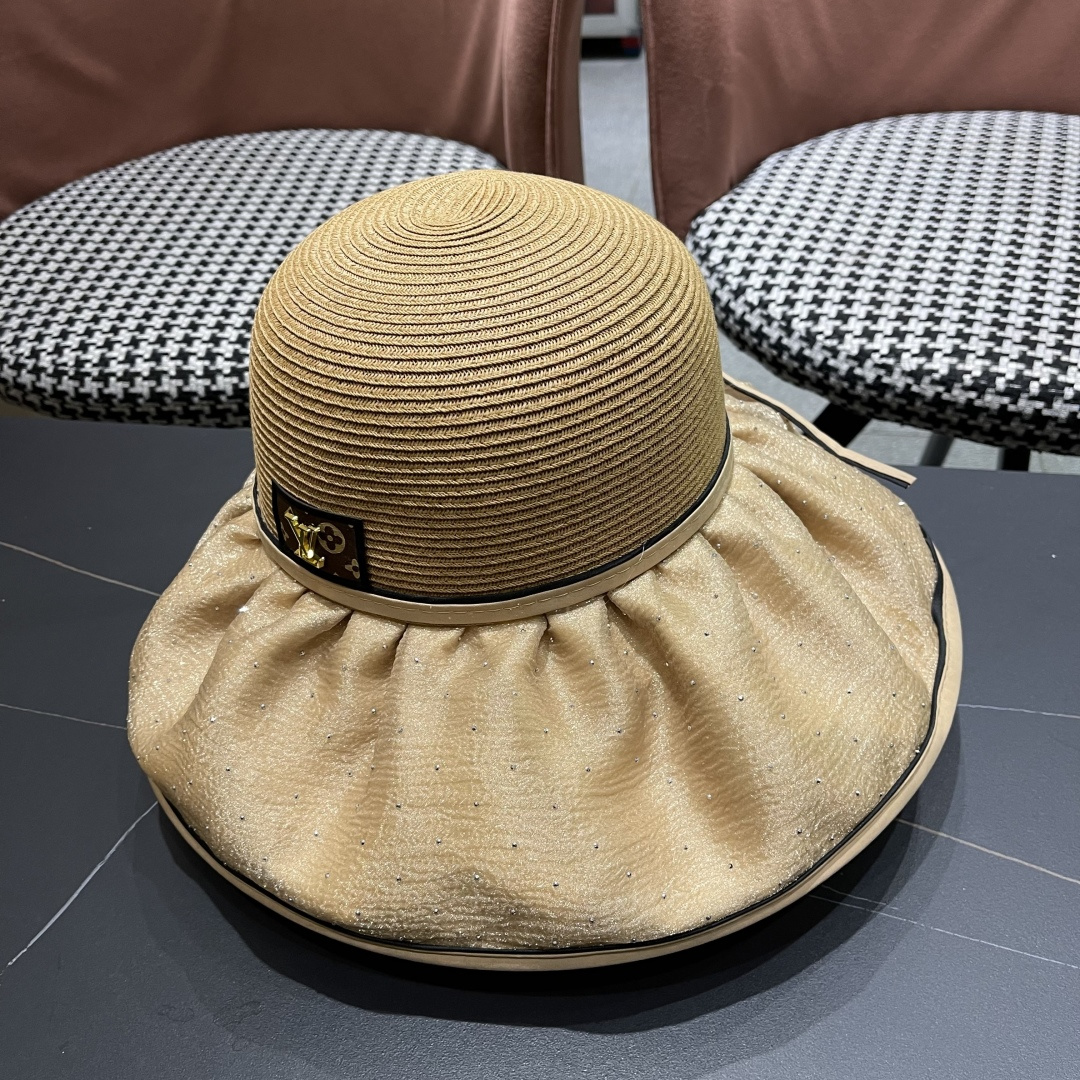  路易威登Lv 夏季大帽檐太阳帽女新款户外旅游遮阳
百搭遮脸海边沙滩防晒帽