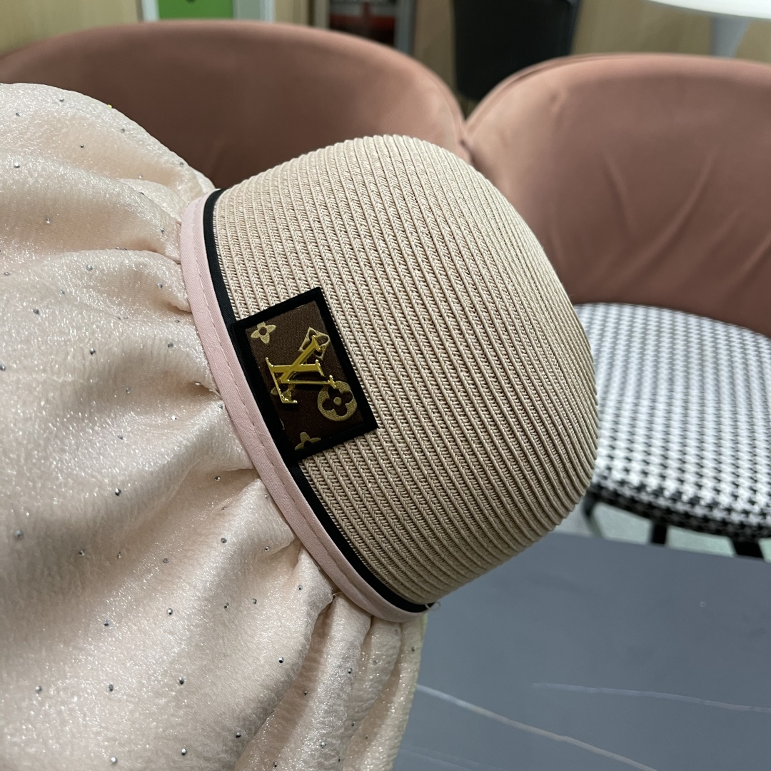  路易威登Lv 夏季大帽檐太阳帽女新款户外旅游遮阳
百搭遮脸海边沙滩防晒帽