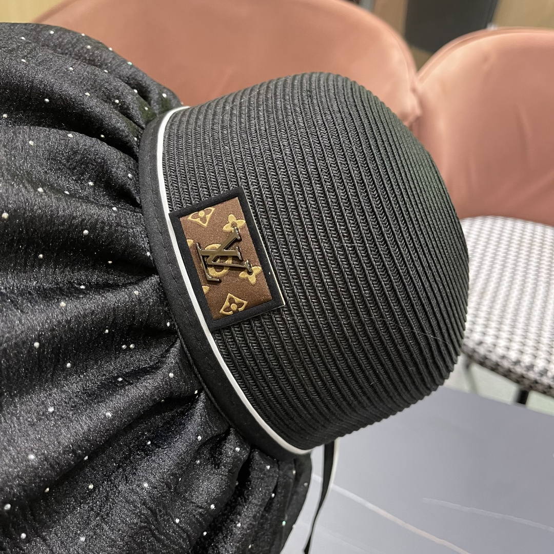  路易威登Lv 夏季大帽檐太阳帽女新款户外旅游遮阳
百搭遮脸海边沙滩防晒帽