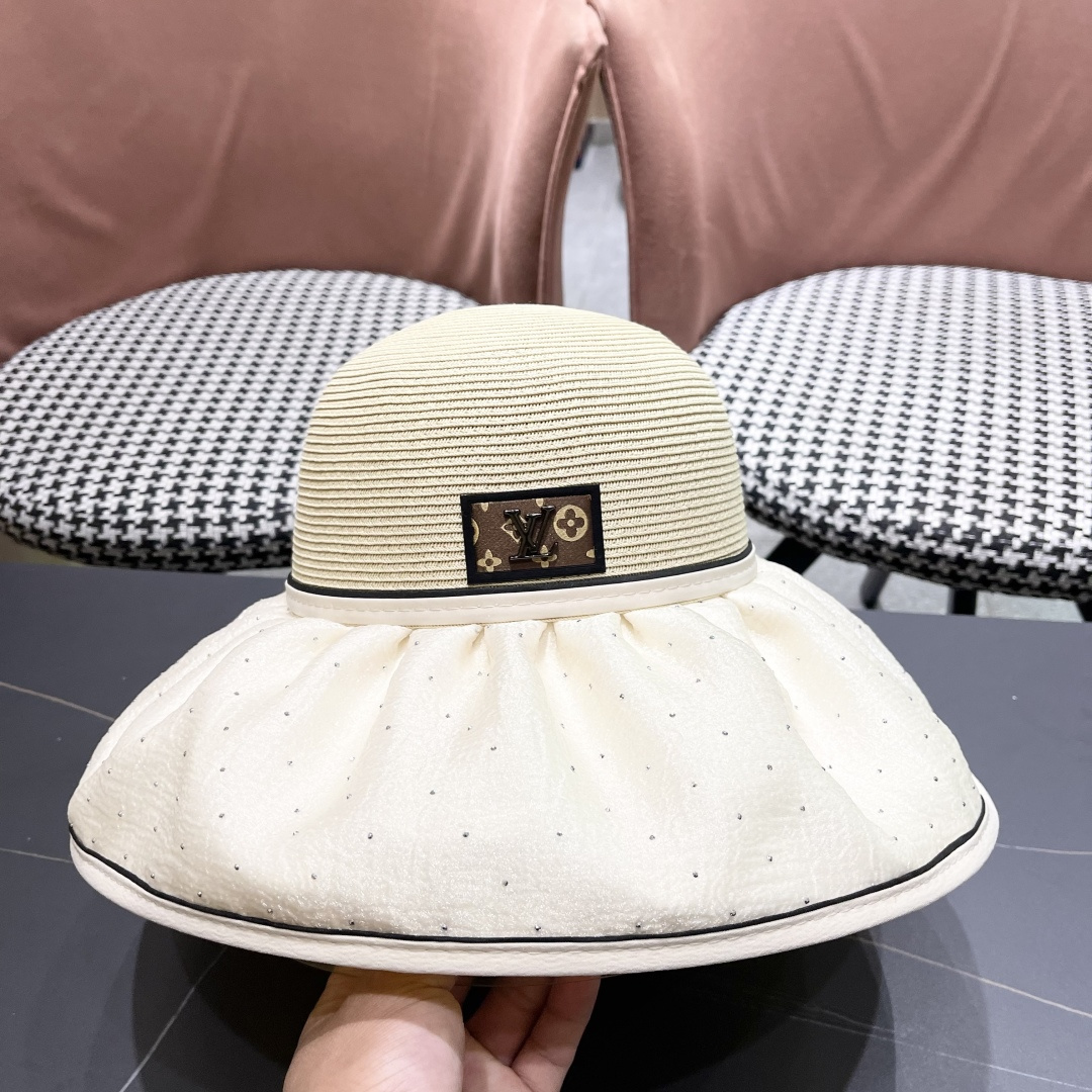  路易威登Lv 夏季大帽檐太阳帽女新款户外旅游遮阳
百搭遮脸海边沙滩防晒帽