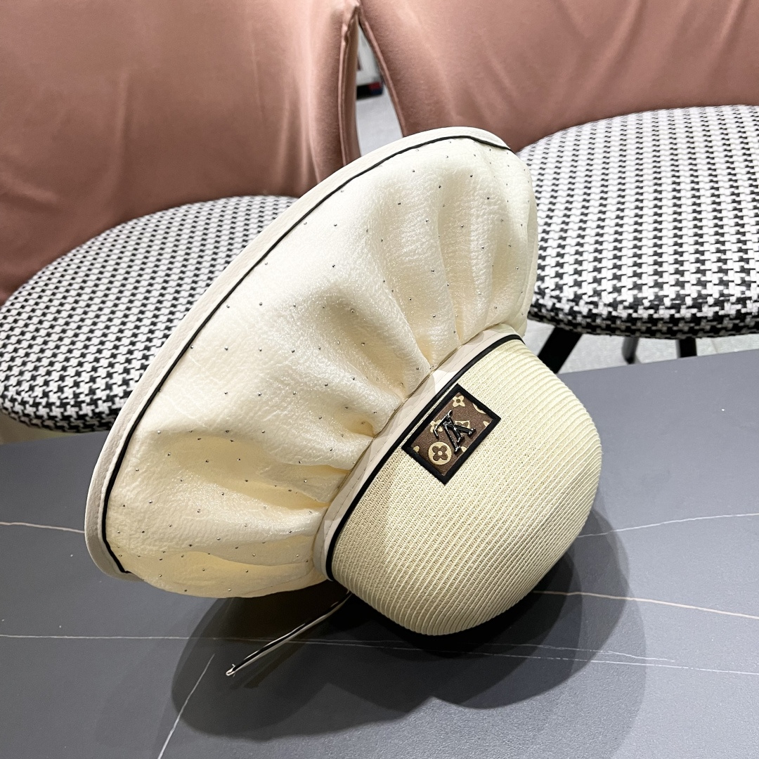  路易威登Lv 夏季大帽檐太阳帽女新款户外旅游遮阳
百搭遮脸海边沙滩防晒帽