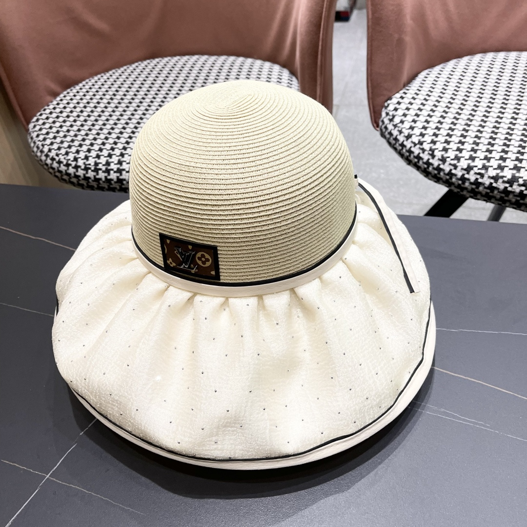  路易威登Lv 夏季大帽檐太阳帽女新款户外旅游遮阳
百搭遮脸海边沙滩防晒帽