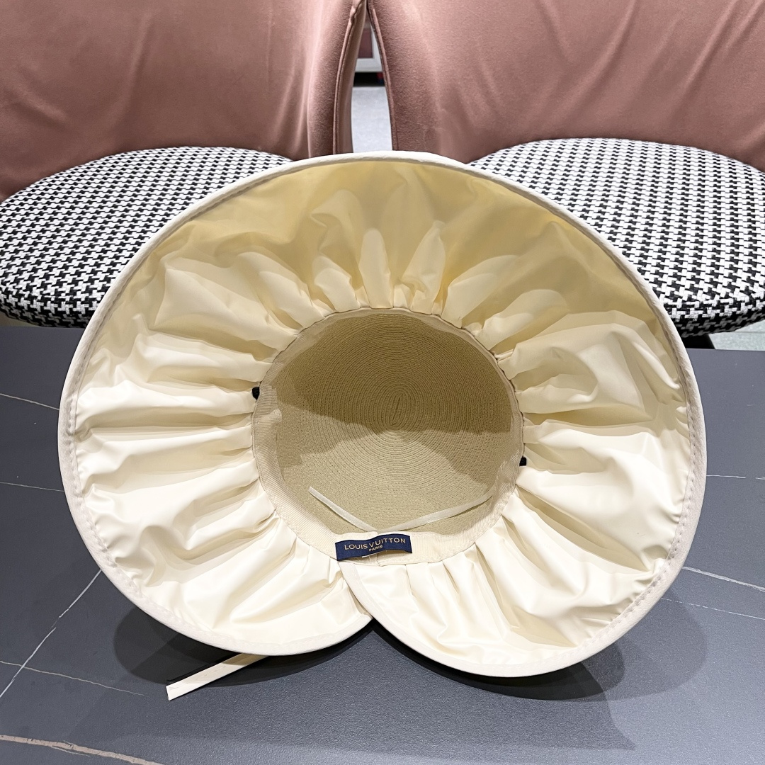  路易威登Lv 夏季大帽檐太阳帽女新款户外旅游遮阳
百搭遮脸海边沙滩防晒帽