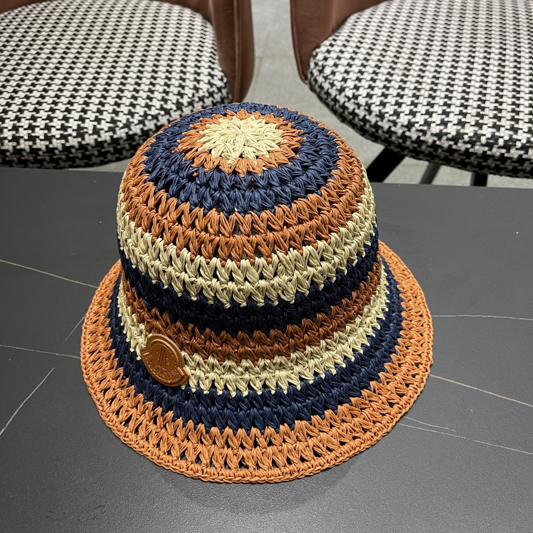  蒙口Moncler纯手工编织 帽子女夏韩版ins度假风氛围感百搭条
纹拼色草帽渔夫