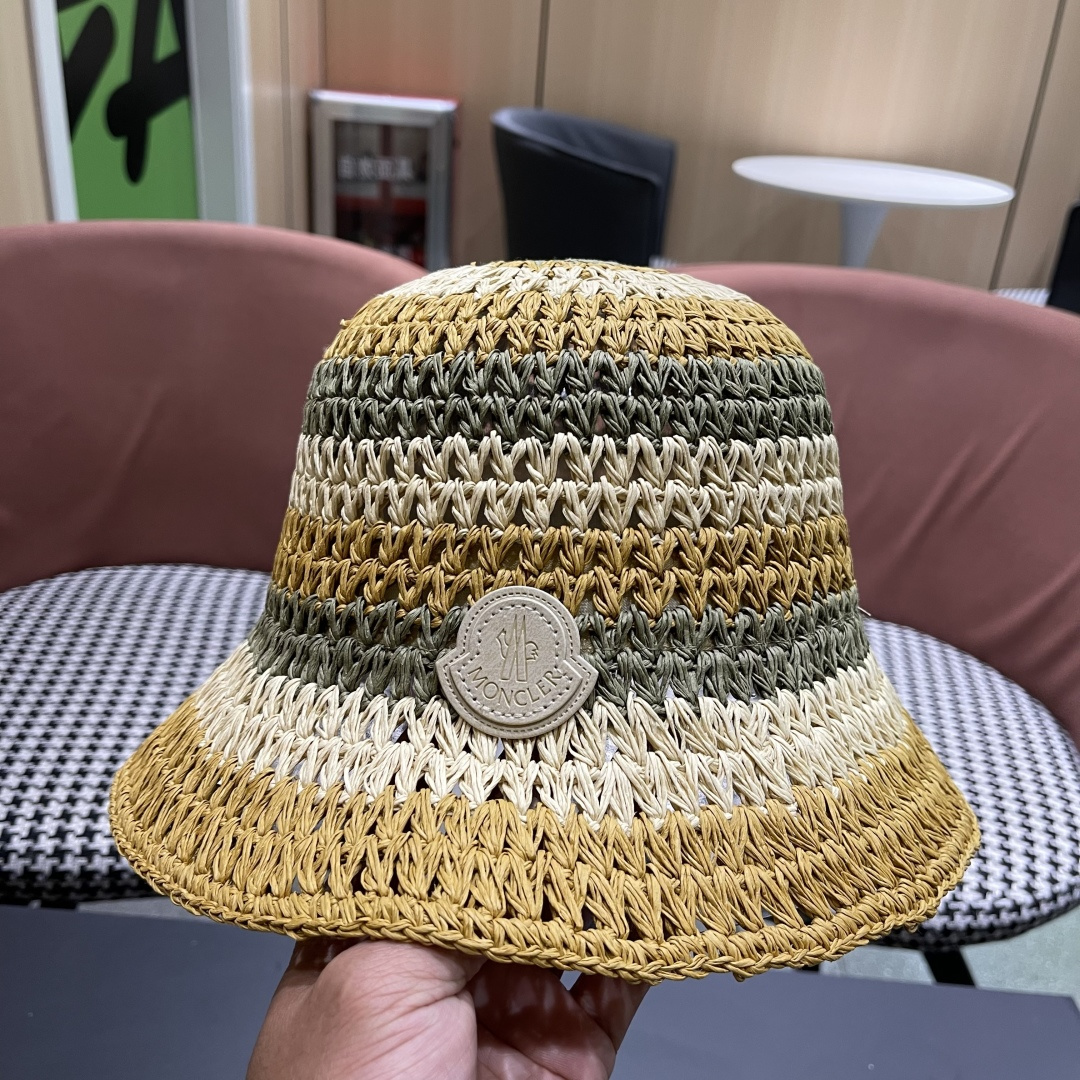 蒙口Moncler纯手工编织 帽子女夏韩版ins度假风氛围感百搭条
纹拼色草帽渔夫
