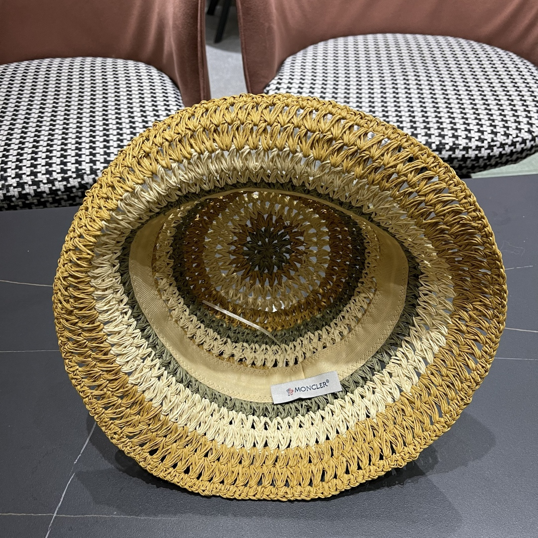  蒙口Moncler纯手工编织 帽子女夏韩版ins度假风氛围感百搭条
纹拼色草帽渔夫
