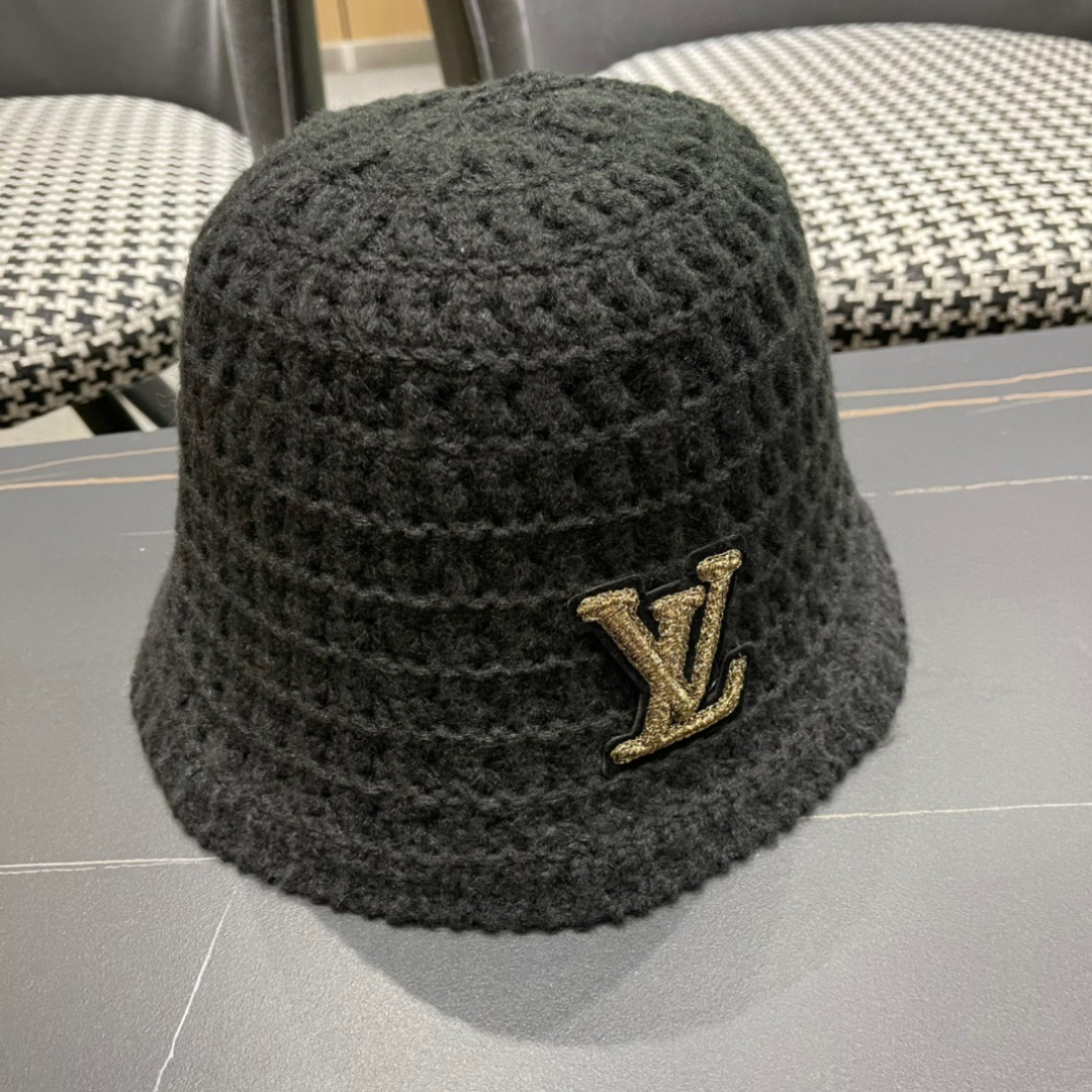  LV 路易威登 2025秋冬新款针织毛线帽，手抓渔夫帽，简约百搭款，黑 卡米三色
