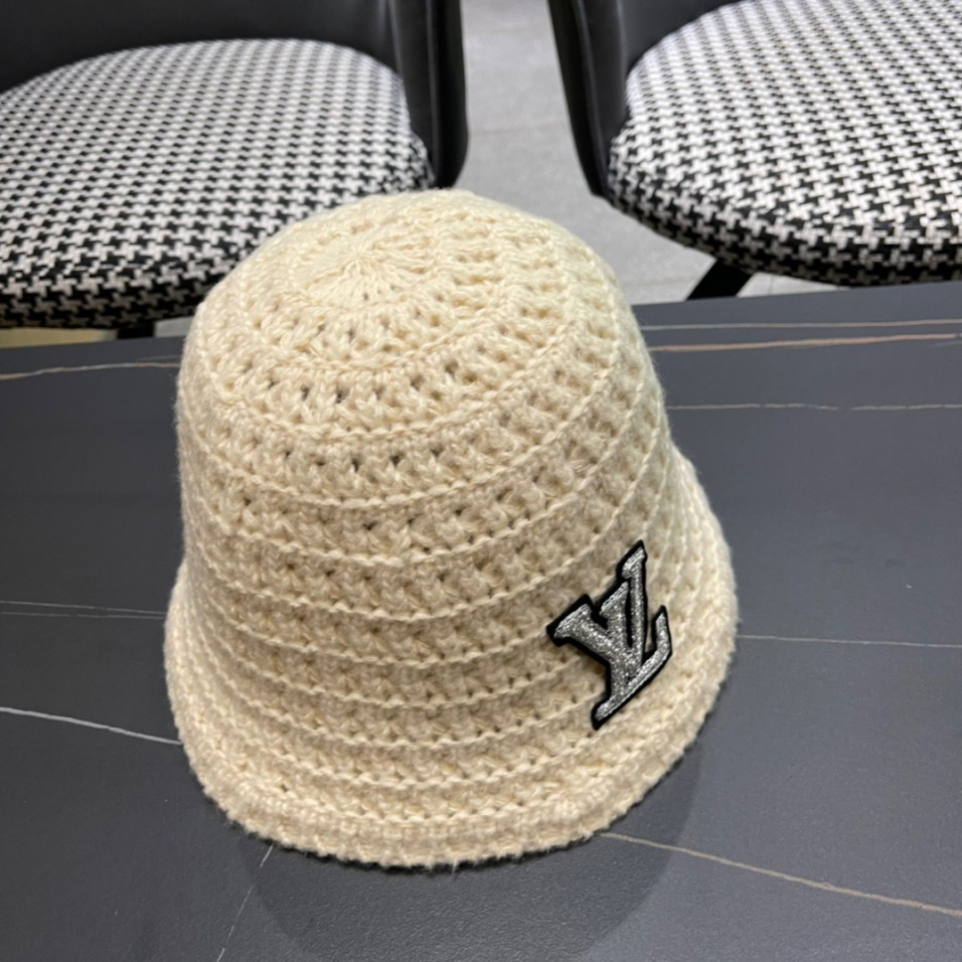 LV 路易威登 2025秋冬新款针织毛线帽，手抓渔夫帽，简约百搭款，黑 卡米三色