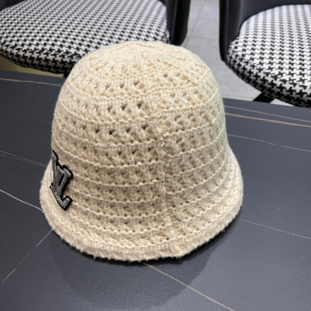  LV 路易威登 2025秋冬新款针织毛线帽，手抓渔夫帽，简约百搭款，黑 卡米三色