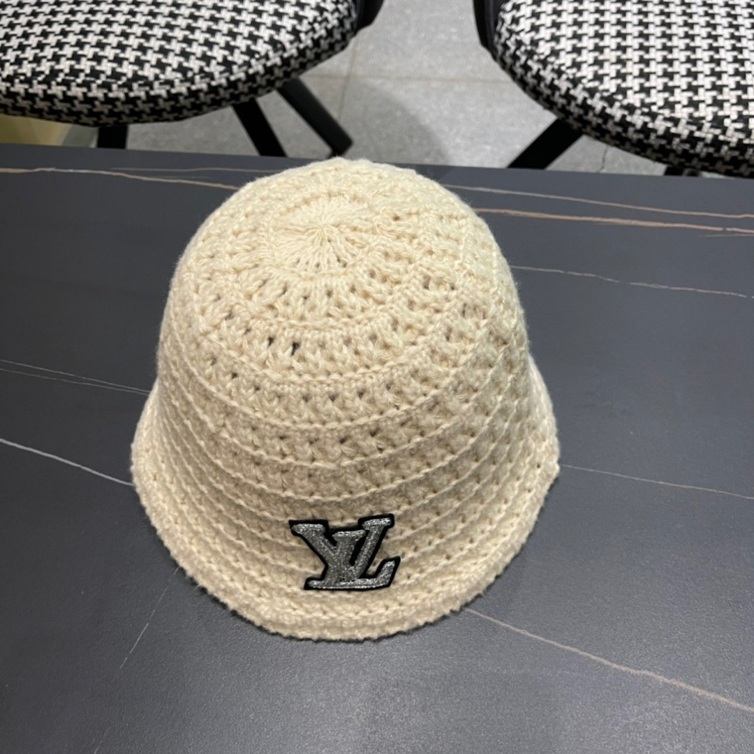  LV 路易威登 2025秋冬新款针织毛线帽，手抓渔夫帽，简约百搭款，黑 卡米三色