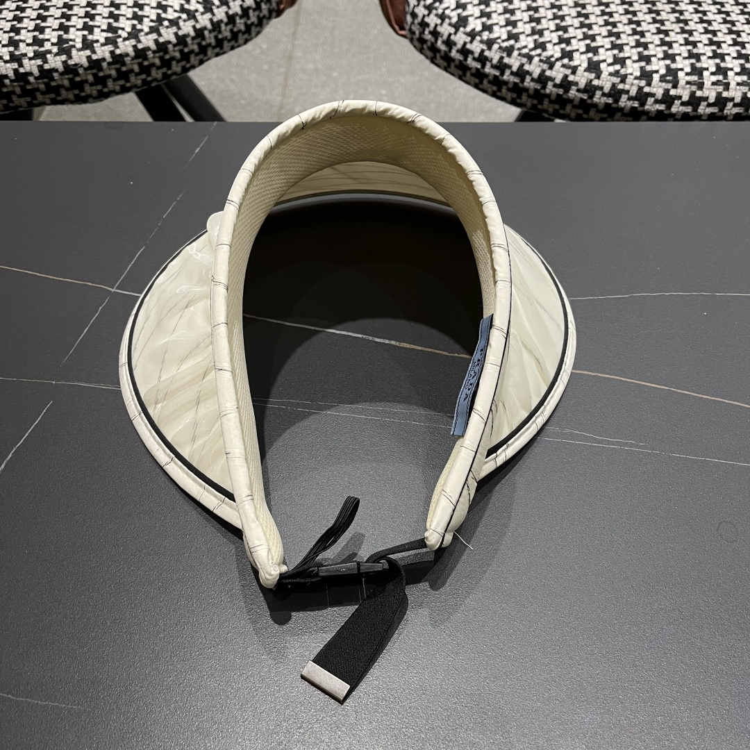  PRADA普拉达 2025春夏新款遮阳草帽帽，彩色波浪空顶遮阳帽，防嗮遮阳帽，可折叠，头围57cm，