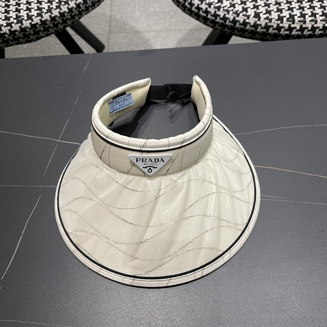  PRADA普拉达 2025春夏新款遮阳草帽帽，彩色波浪空顶遮阳帽，防嗮遮阳帽，可折叠，头围57cm，