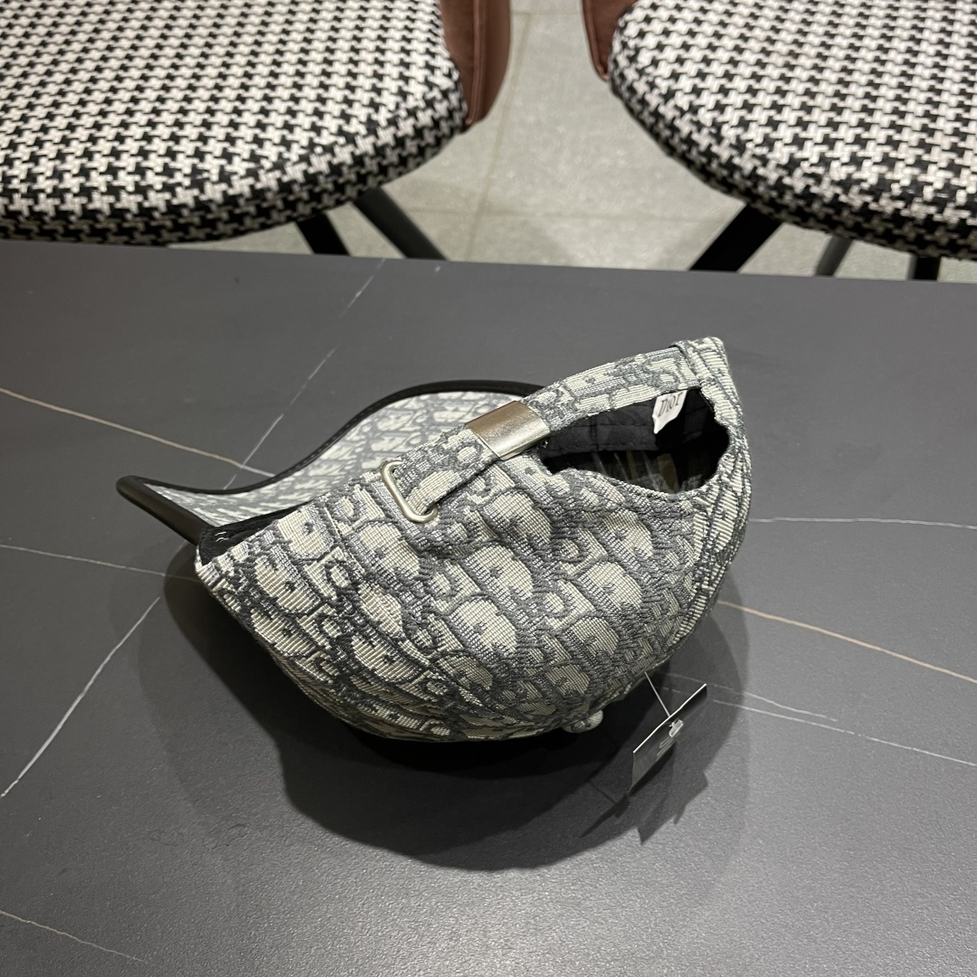  🧢Dior迪奥🧢 2025新款棒球帽 潮流，高端做工！很好搭配！