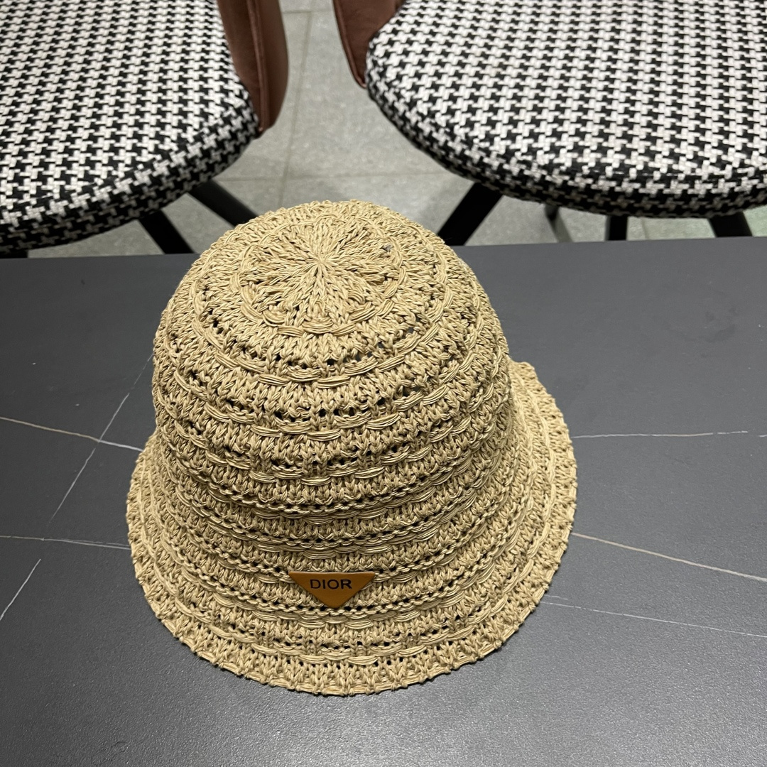  🧢Dior迪奥韩版开叉蝴蝶结镂空透气渔夫帽女夏季防
晒遮户外出游阳显脸小盆帽
