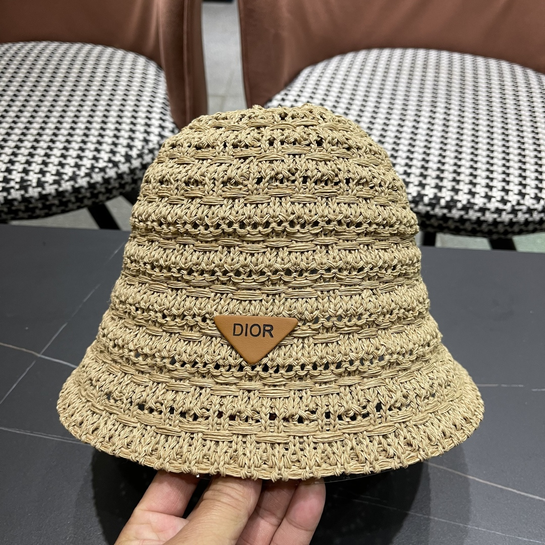  🧢Dior迪奥韩版开叉蝴蝶结镂空透气渔夫帽女夏季防
晒遮户外出游阳显脸小盆帽
