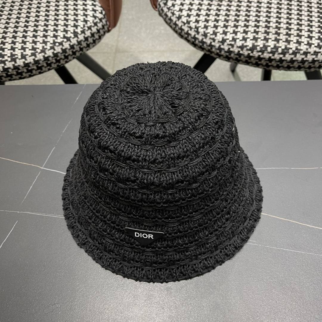  🧢Dior迪奥韩版开叉蝴蝶结镂空透气渔夫帽女夏季防
晒遮户外出游阳显脸小盆帽