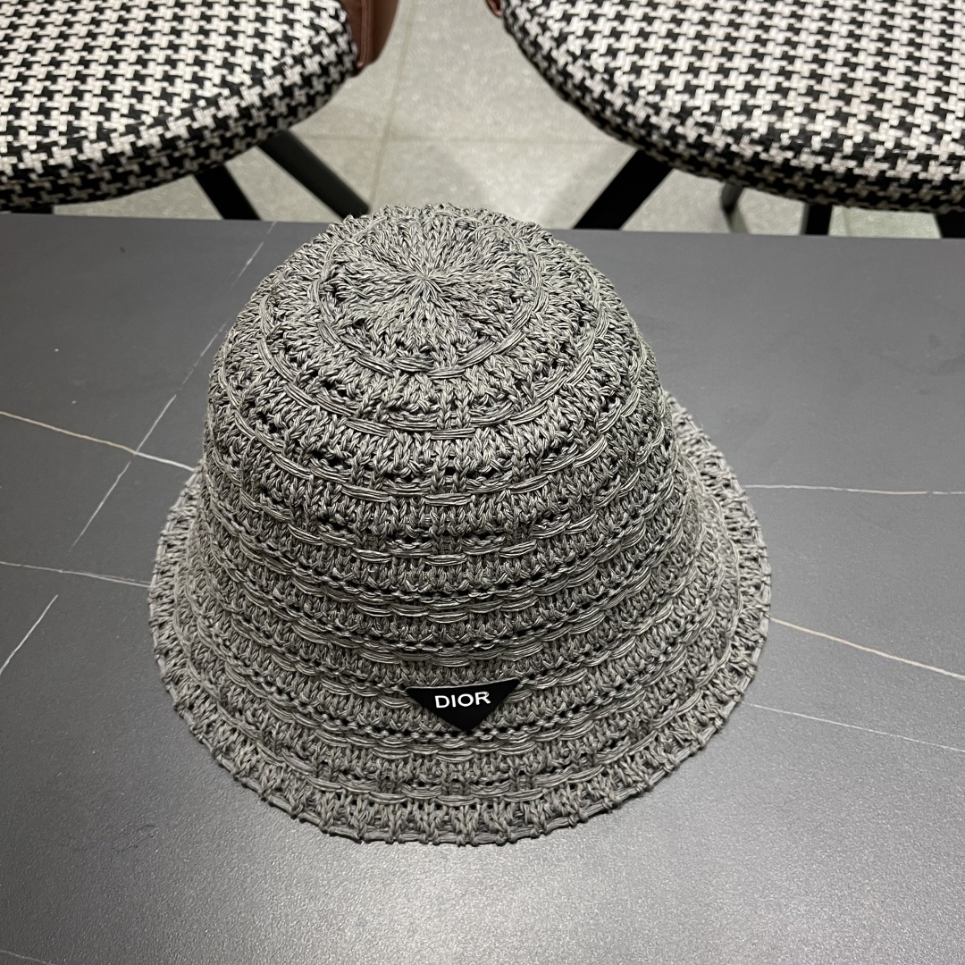  🧢Dior迪奥韩版开叉蝴蝶结镂空透气渔夫帽女夏季防
晒遮户外出游阳显脸小盆帽